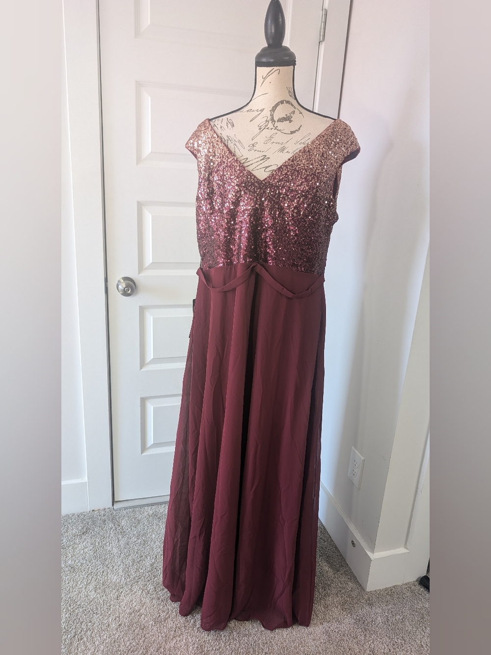 Ever Pretty Sequin Maxi Dress in Burgundy Size 20 New